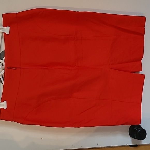 Jcrew size 6 pencil skirt - Picture 3 of 5